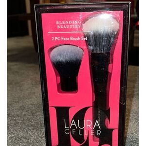 Laura Geller Blending Beauties Face Brush Set Sealed, never opened.